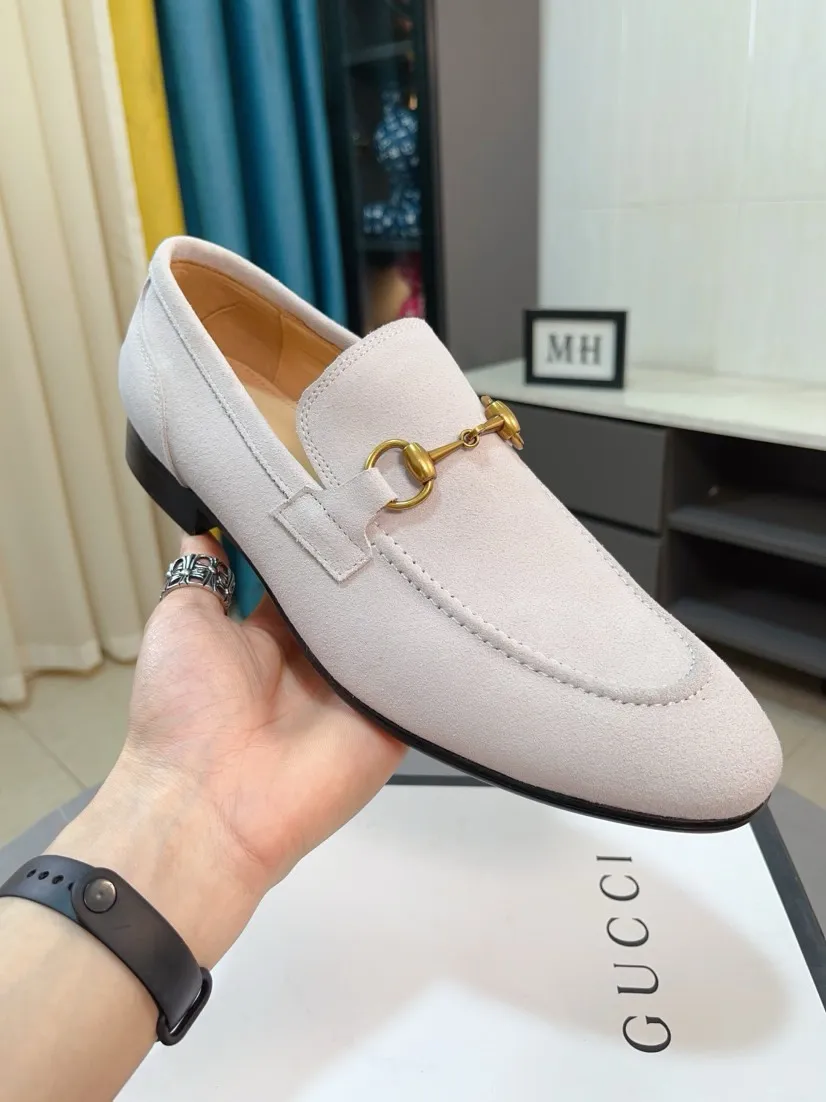 Men's shoes 💰500🌹🌹【GUCCI】The most popular classic Gucci leather shoes. Synchronized with the official website, the upper is made of Italian first-layer cowhide ➕cowhide lining, with unique brand and unique craftsmanship. Highlighting the hot style of the new year. Stop hesitating, stop wandering, get it now. Number: 38--44